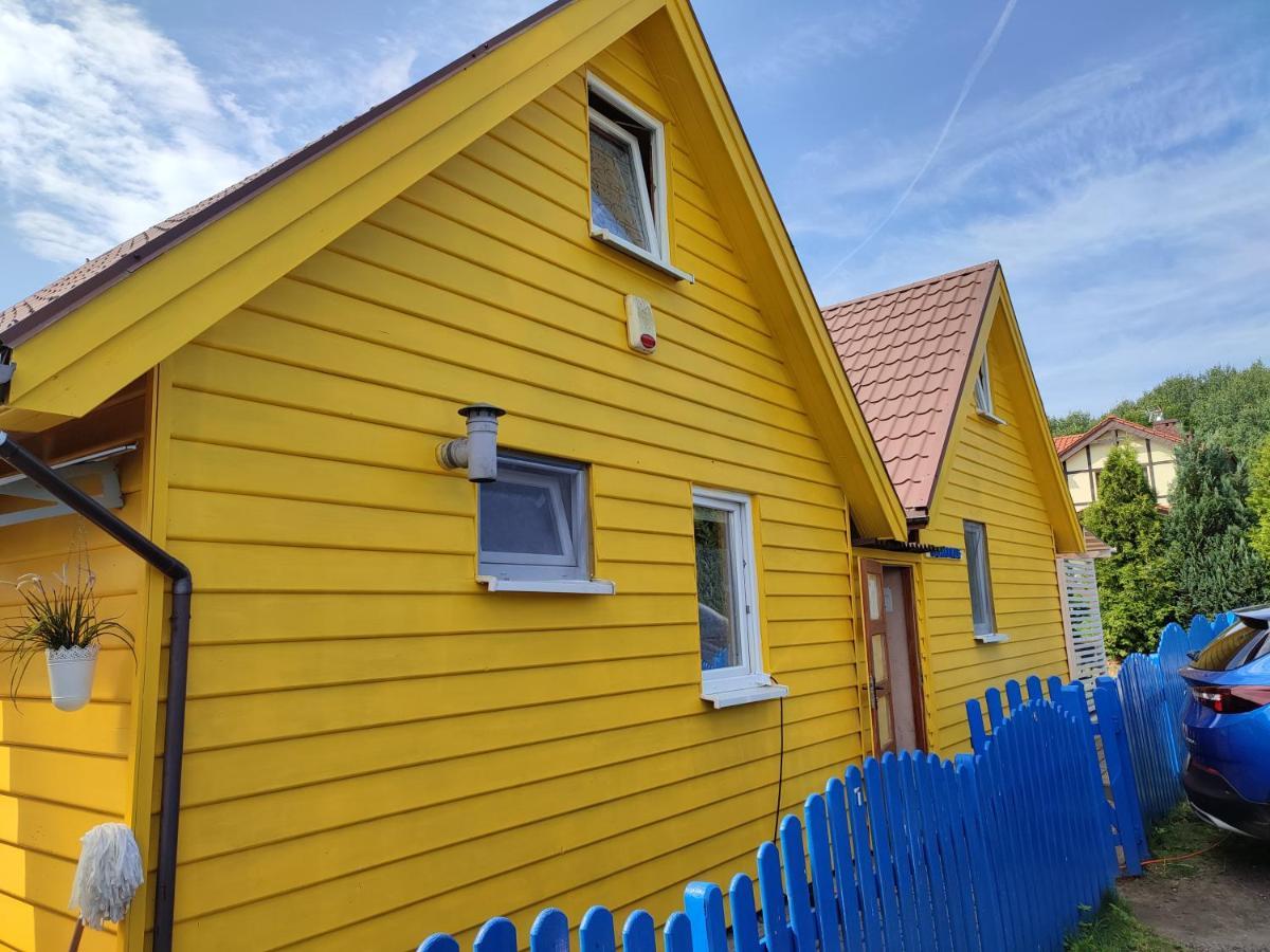 Pietrowe Domki: Rustic Retreat with Secluded Beach and Cycling Trails Debina  Exterior photo